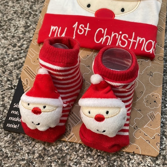 Baby’s First Christmas Hat and Rattle Socks Santa Set - Picture 2 of 7